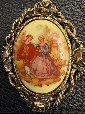Vintage Gold Tone Cameo Pendant Or Brooch  (Two For Price Of One)